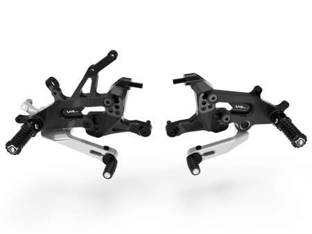 Adjustable Rear Sets Ducabike DBK PRSFV401DE BLACK-SILVER for Ducati STREETFIGHTER V4 / V4S 2020 > 2022