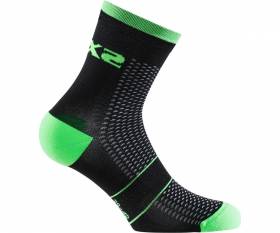 des chaussettes SIX2 running courses GREEN FLUO - 47/49